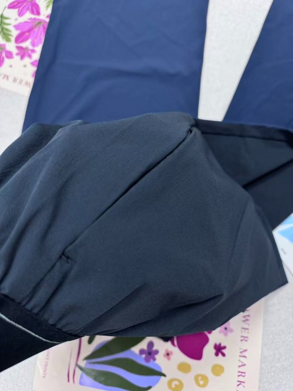⛵ NWT Alo Yoga Suit Up Trouser Navy ✨ Classic Wide Leg Pants 30" | Preppy Casual - Picture 5 of 9